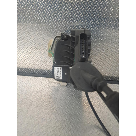 Serrure porte avg Ford ECOSPORT 1.5 tdci (2013)