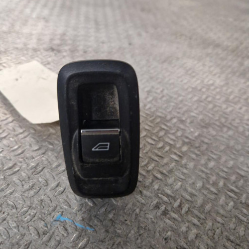 Commande leve-glace porte arrière gauche Ford ECOSPORT 1.5 tdci (2013)