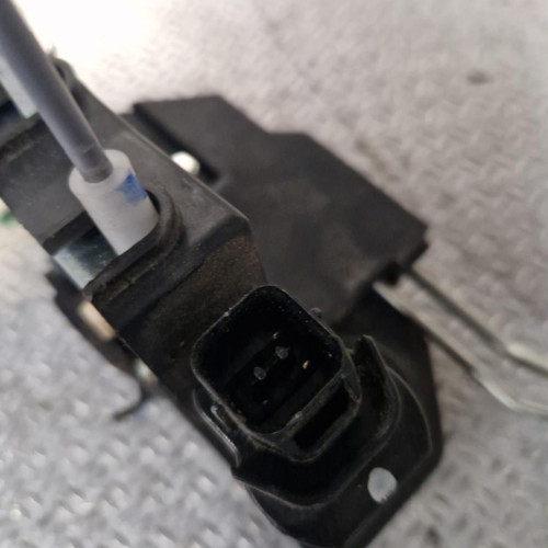 Serrure porte avd Hyundai I10 I 1.1 (2011-2013)