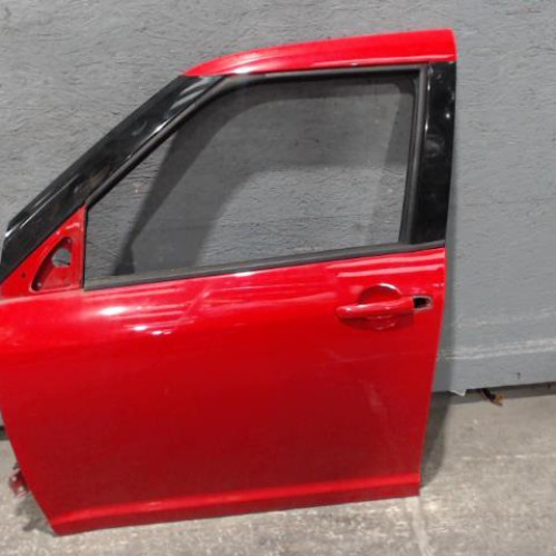 Porte avant gauche Suzuki SWIFT III 1.3 ddis (2005)
