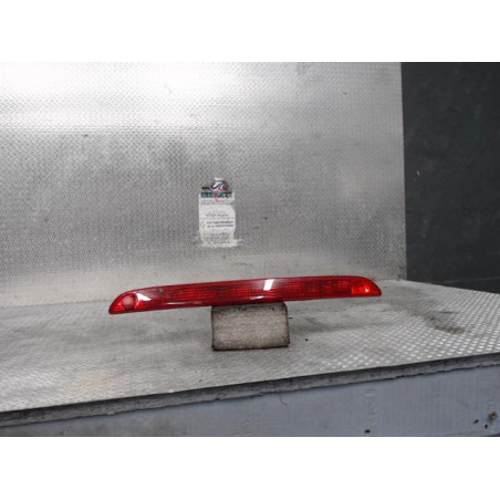 Feux stop supplementaire Suzuki SPLASH 1.3 cdti (2008)