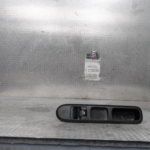 Commande lève-glace porte avant droite Peugeot 3008 Monospace 2.0 hdi (2009-2016) 5 portes