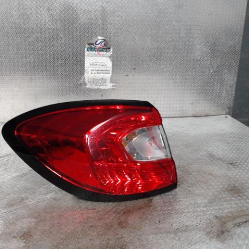 Feu arrière gauche Renault CAPTUR I 0.9 tce 90 (2013) 5 portes