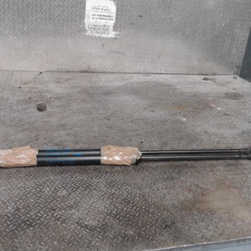 Verin gauche hayon Seat LEON 1.6 tdi (2010-2012)