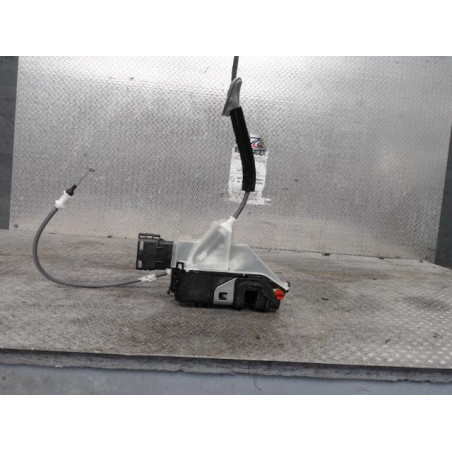 Serrure porte ard Peugeot 208 II 1.2 puretech 100 (2019) 5 portes