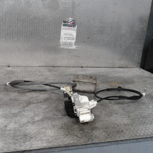 Serrure porte avd Peugeot 1007 1.4 hdi (2005)