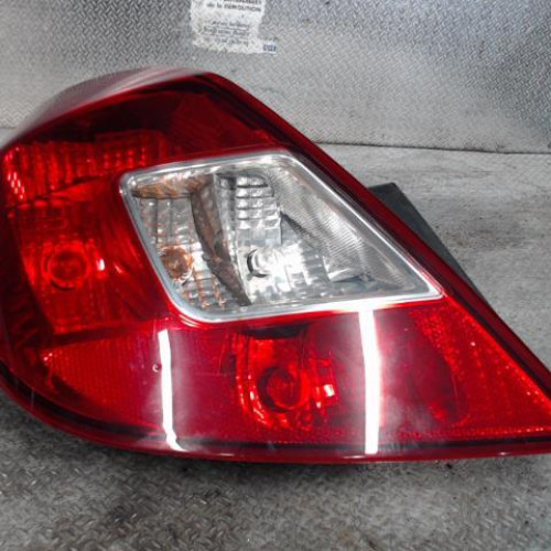 Feu arrière gauche Opel CORSA D 1.2 lpg (2011-2014)