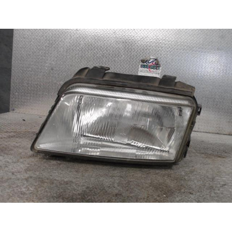 Phare gauche Audi A4 B5 1.9 tdi (1995-2000) 4 portes