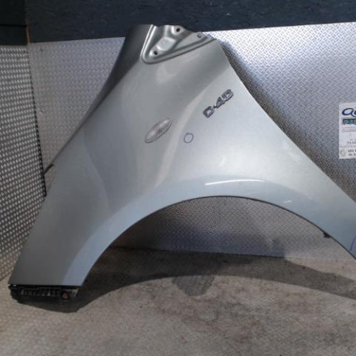 Aile avant gauche Toyota YARIS 1.4 d-4d (2005-2012)