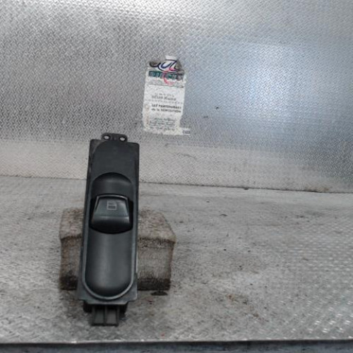 Commande lève-glace porte avant droite Mercedes-benz VITO Autobus-Autocar 109 cdi (2006)