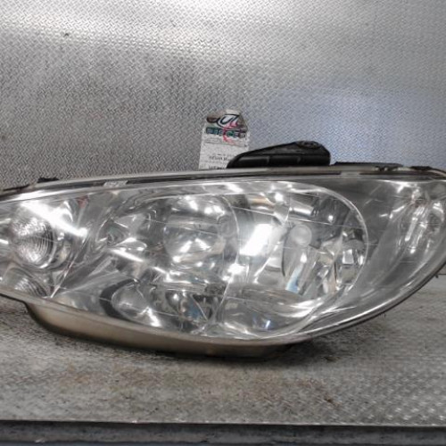 Phare gauche Peugeot 206 CC 2.0 s16 (2000-2007)
