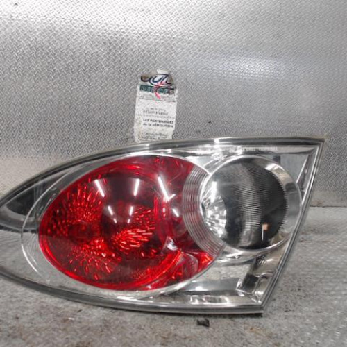 Feu arrière droit Mazda 6 A trois volumes 2.0 di (2002-2007)