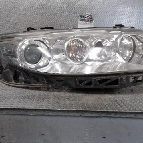 Phare droit Mazda 6 A trois volumes 2.0 di (2002-2007)