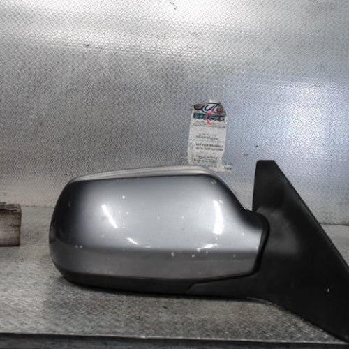 Retroviseur exterieur manuel droit Mazda 6 A trois volumes 2.0 di (2002-2007)