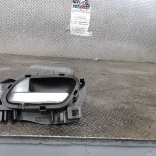 Poignee int porte avg Peugeot 508 I 2.0 hdi (2010-2018) 4 portes