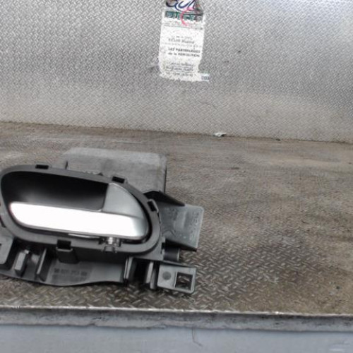 Poignee int porte avd Peugeot 508 I 2.0 hdi (2010-2018) 4 portes