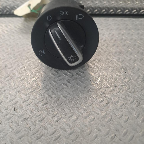 Interrupteur commande de phares Vw POLO V 1.6 tdi (2009) 5 portes
