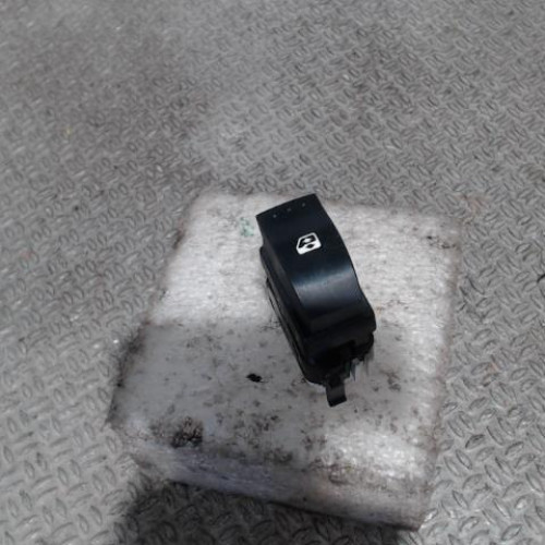 Commande lève-glace porte avant droite Renault CLIO II 1.2 16v (bb05, bb0w, bb11, bb27, bb2t, bb2u, bb2v, cb05,... (2001-2016) 3