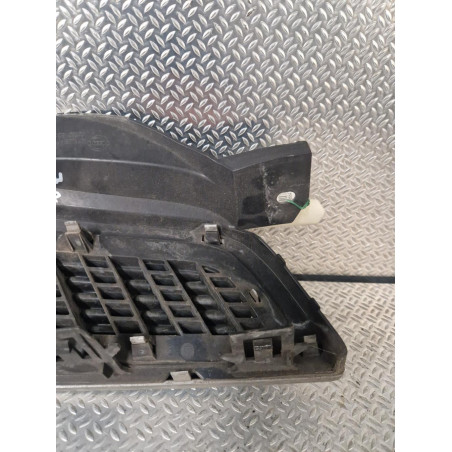 Grille calandre g Nissan MICRA III 1.5 dci (2003-2010)
