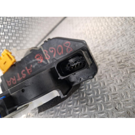 Serrure porte avd Opel ASTRA J 1.4 turbo (2010-2015)