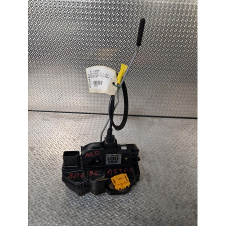 Serrure porte ard Opel ASTRA J 1.4 turbo (2010-2015)