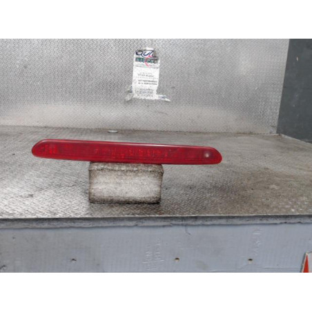 Feux stop supplementaire Fiat GRANDE PUNTO 1.3 d multijet (2008)