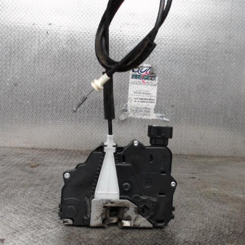 Serrure porte avd Fiat GRANDE PUNTO 1.3 d multijet (2008)
