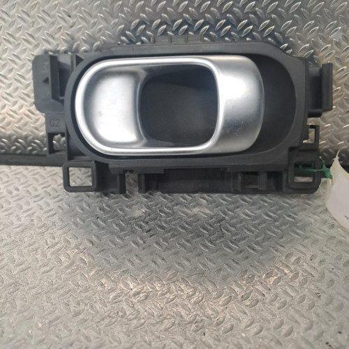 Poignee int porte avg Citroën C3 AIRCROSS II 1.2 puretech 110 (2017)