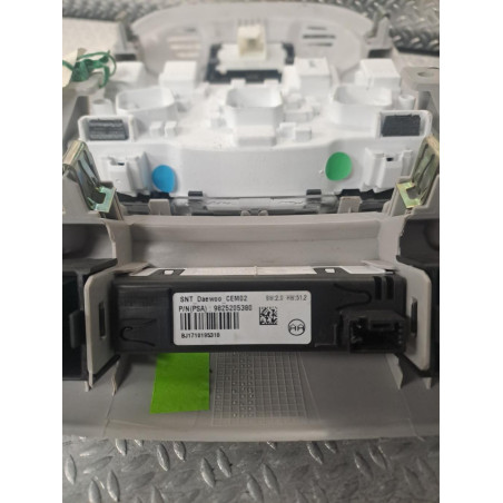 Plafonnier Citroën C3 AIRCROSS II 1.2 puretech 110 (2017)