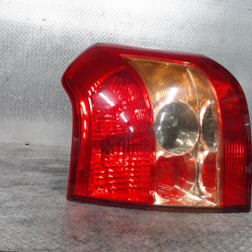 Feu arrière gauche Toyota COROLLA A trois volumes 1.4 d-4d (2004-2006)