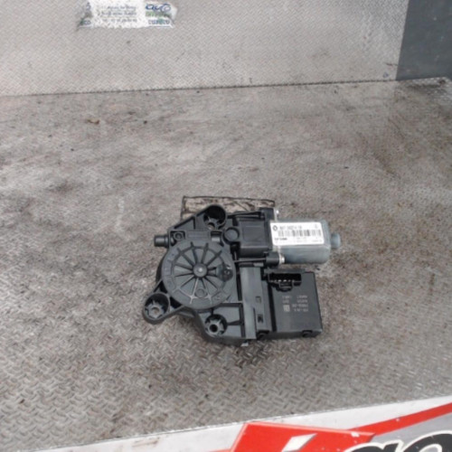 Mecanisme  moteur lève-glace avant droit Renault SCÉNIC III 1.2 tce (2012)