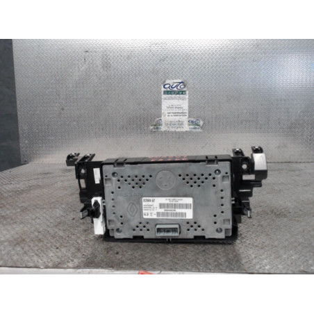 Autoradio Renault LAGUNA III 2.0 dci (bt01, bt08, bt09, bt0e, bt0k, bt12, bt1c, bt1d,... (2007-2015) 5 portes