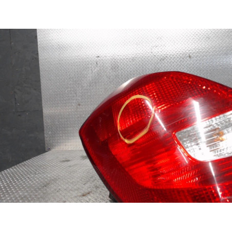 Feu arrière gauche Skoda FABIA II 1.4 tdi (2007-2010)