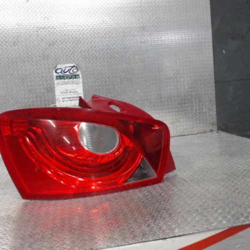 Feu arrière gauche Seat IBIZA IV 1.2 tdi (2010-2015)