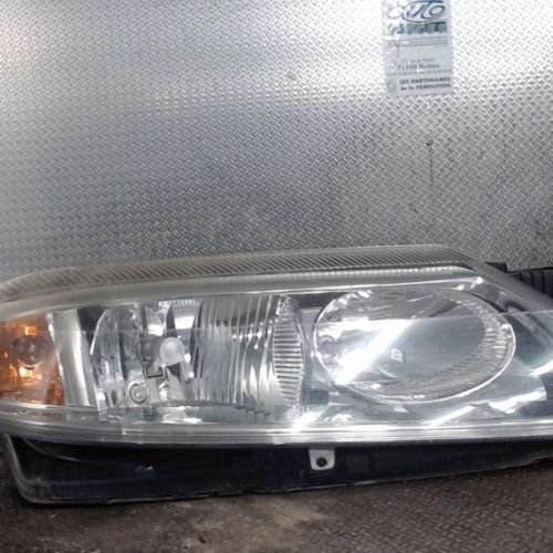 Phare droit Renault LAGUNA II 1.9 dci (2001-2005)