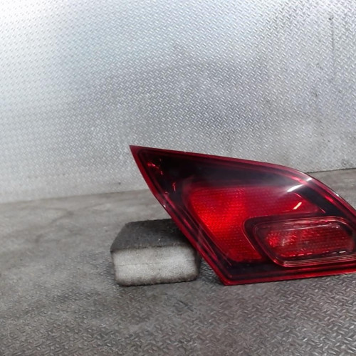 Feu arrière interieur gauche Opel ASTRA J 1.7 cdti (2009-2015)
