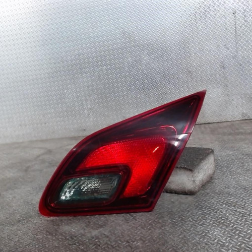 Feu arrière intérieur droit Opel ASTRA J 1.7 cdti (2009-2015)