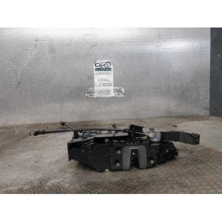 Serrure porte ard FORD KUGA 1  0