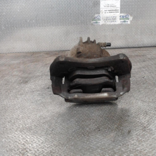 Etrier de frein avant droit Volvo V40 Break 1.9 di (2000-2004)