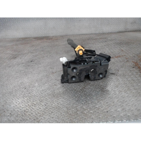 Serrure porte avd Ford KA III 1.2 (2016)