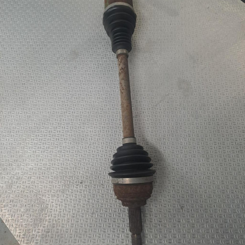 Transmission avant gauche Dacia SANDERO II 1.5 dci 75 - blue dci 75 (2012)