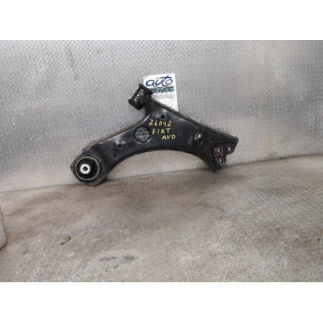 Triangle inf avd FIAT TIPO 1  0