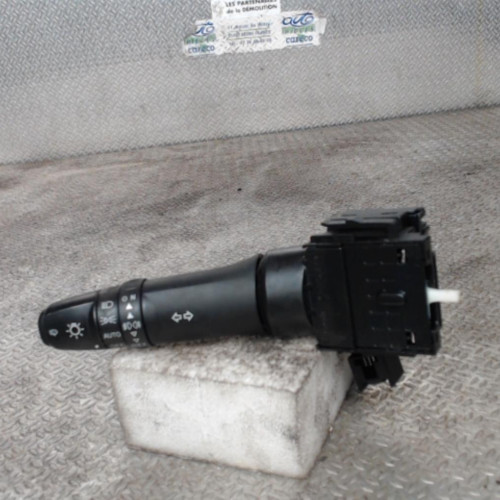 Commande clignotant Citroën C4 AIRCROSS 1.6 hdi 115 awc (2012)