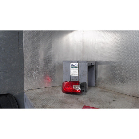 Feu arrière gauche Renault CLIO IV 1.5 dci 75 (2012) 5 portes