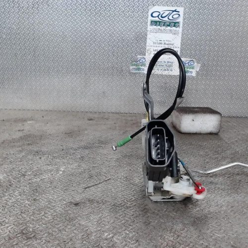 Serrure porte avg Toyota AYGO 1.4 hdi (2005-2010)