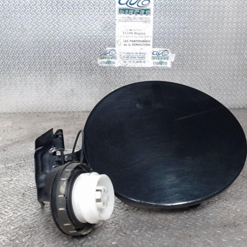 Volet de trappe carburant Mazda 3 A trois volumes 1.6 mzr cd (2008-2013)