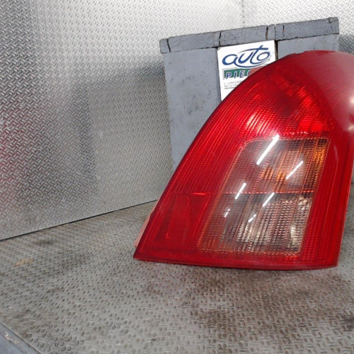 Feu arrière droit Suzuki SWIFT III 1.3 (2005)
