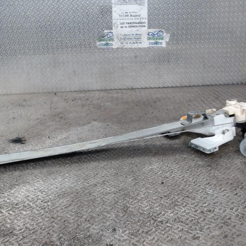Mecanisme  moteur lève-glace avant droit Suzuki CELERIO 1.0 (2014) 5 portes