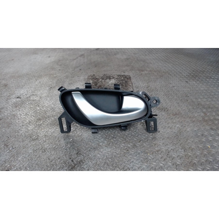 Poignee int porte avd RENAULT LATITUDE  LATITUDE