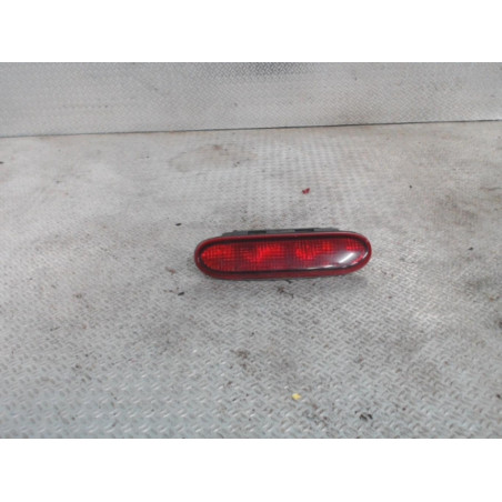 Feux stop supplementaire Renault CLIO I 1.2 (1996-1998)